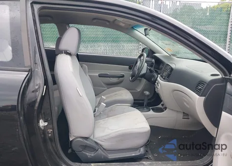 2011 Hyundai Accent Gs z USA, uszkodzony, nr VIN KMHCM3AC2BU202485